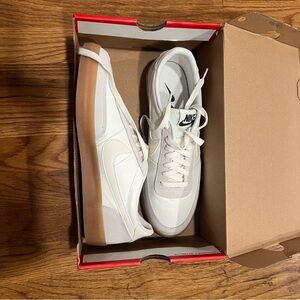 MENS SIZE 10 WOMENS 11.5 NIKE KILLSHOT 2 LEATHER